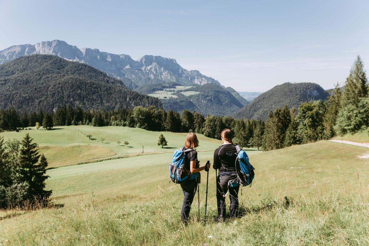 Kempinski Hotel Μπερχτεσγκάντεν Εξωτερικό φωτογραφία Hiking in the Alps