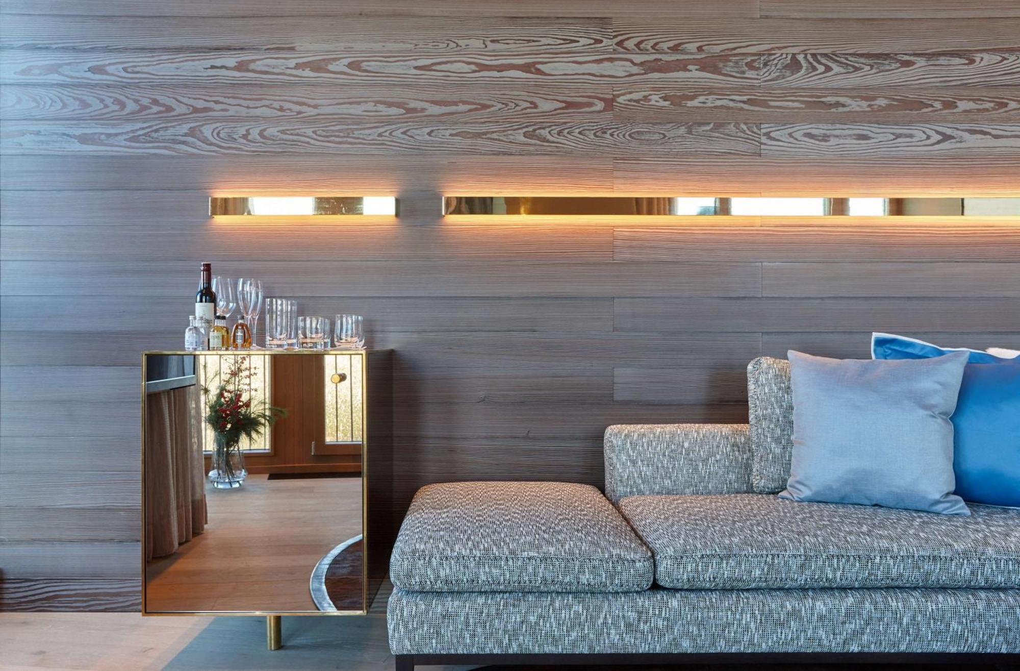 Kempinski Hotel Μπερχτεσγκάντεν Εξωτερικό φωτογραφία A wall-mounted light